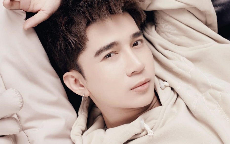 Du khách đi ngang đám cưới được chủ nhà mời vào ăn cỗ - Ảnh 1.