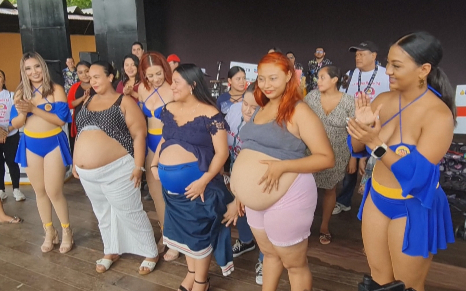 Cuộc thi đi tìm bà bầu bụng to nhất