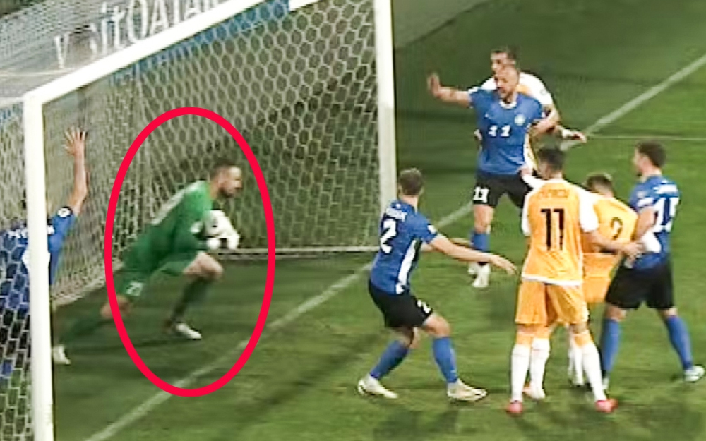 Sao trẻ Villarreal và bài học nhớ đời vì khiêu khích đối thủ - Ảnh 1.