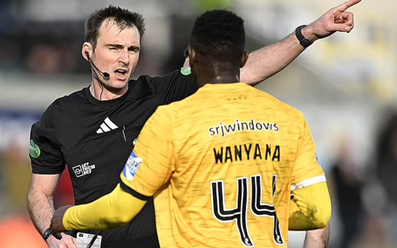 Cầu thủ giải hạng 6 Anh Luke Coulson ghi bàn gây sốt mạng xã hội - Ảnh 1.