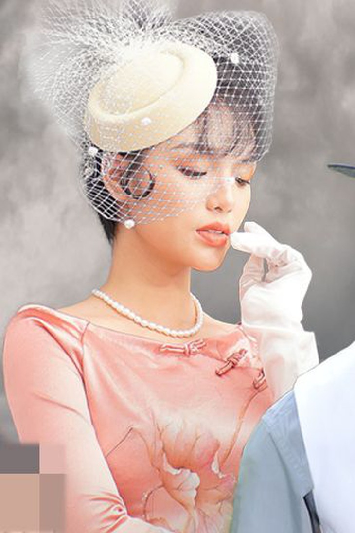 Bella Mai chịu cảnh chung chồng, tranh giành không khác gì 