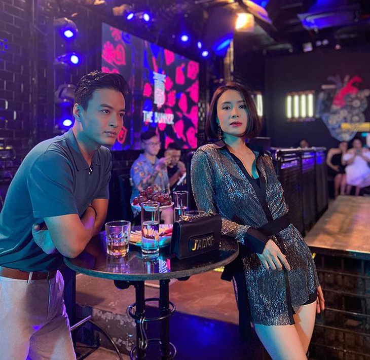 Cặp đôi 10 năm 6 mối tình: Hồng Diễm lần đầu bị Hồng Đăng phản bội