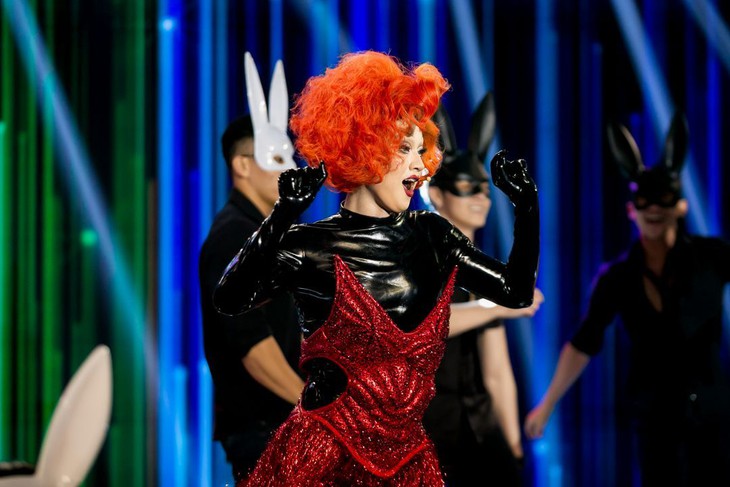 The Heroes: Thanh Duy giả gái quẩy banh nóc vẫn bị Uni5 "đè bẹp"