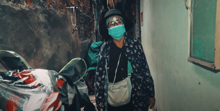 Cô đào Trang Thanh Xuân: trẻ được săn đón về già bán vé số mưu sinh