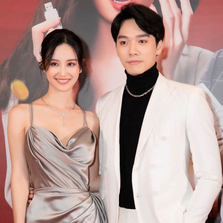 Jun Vũ lần đầu diễn cảnh 'tấu hài' mệt nghỉ cùng Anh Tú Atus