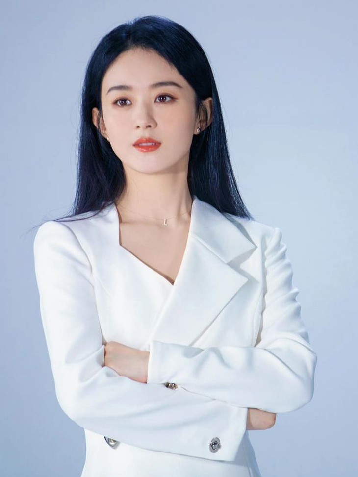 Triệu Lệ Dĩnh có thể bị cấm vận 3 năm vì quảng cáo bất hợp pháp