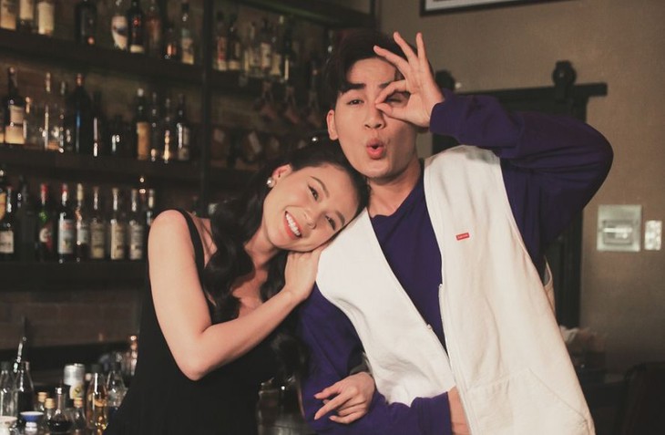 Ali Hoàng Dương kể với Sam về tình đầu tan vỡ