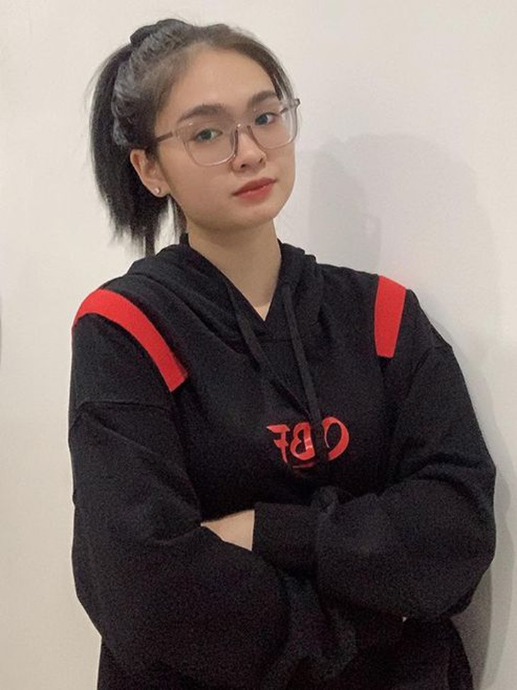 Thiện Nhân công khai yêu người đồng giới