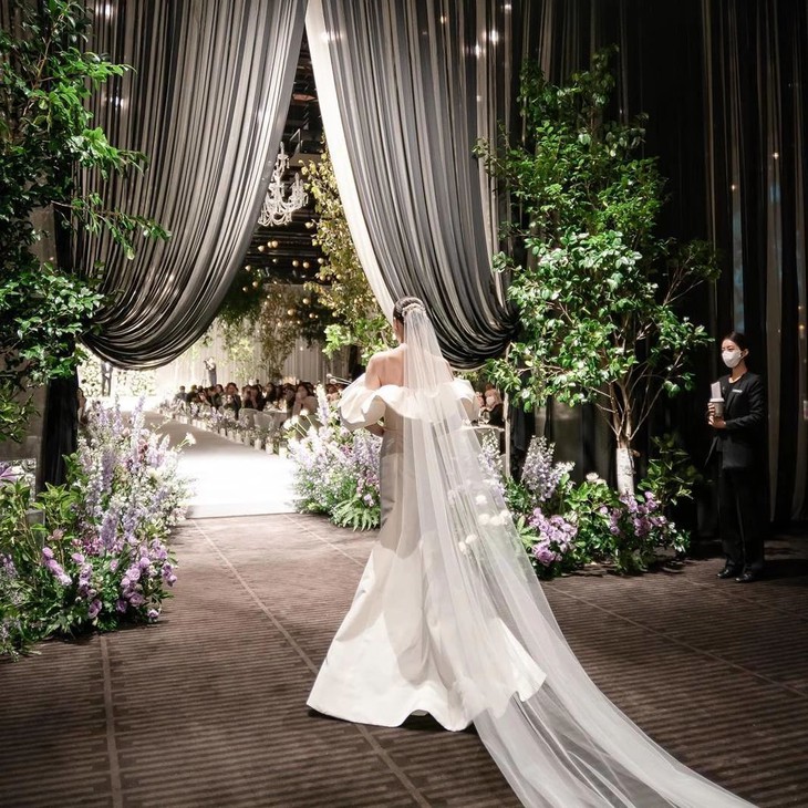 Ảnh cưới đẹp như mơ của luật sư 1000 won Nam Goong Min và Jin Ah Reum - Ảnh 4.