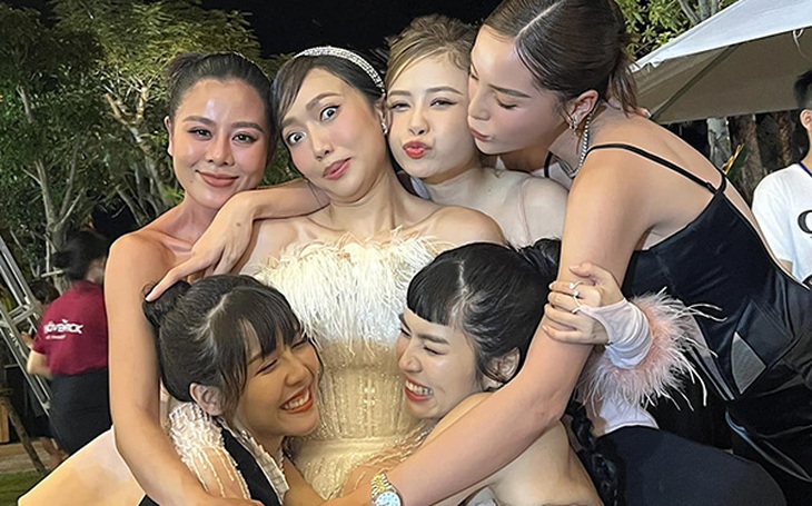 Ảnh vui sao Việt 11-10: Biệt đội 