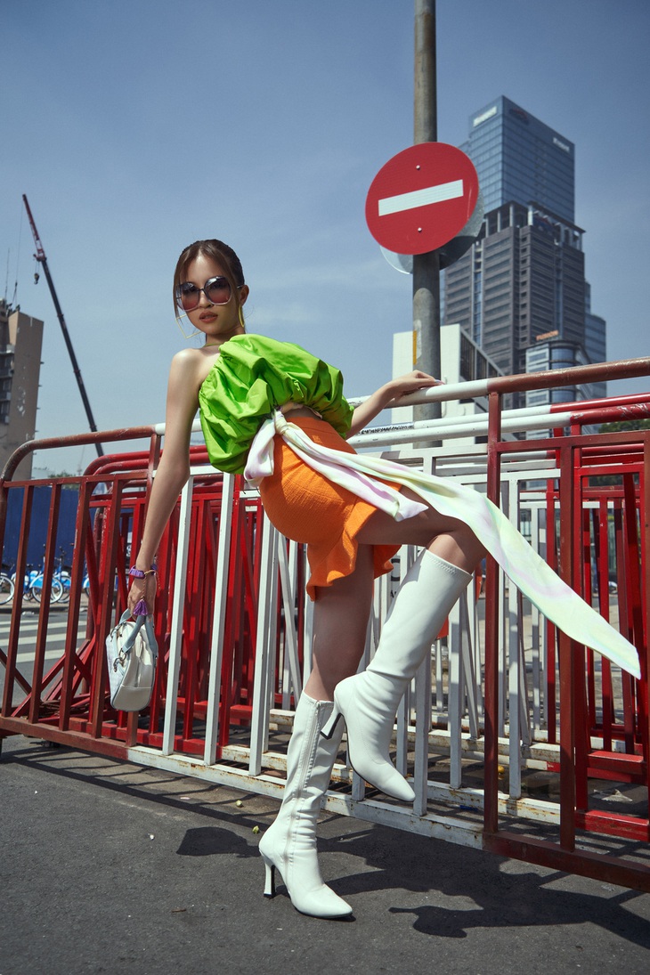 Chủ nhân ca khúc ‘Người ấy là ai’ chính thức debut - Ảnh 3.