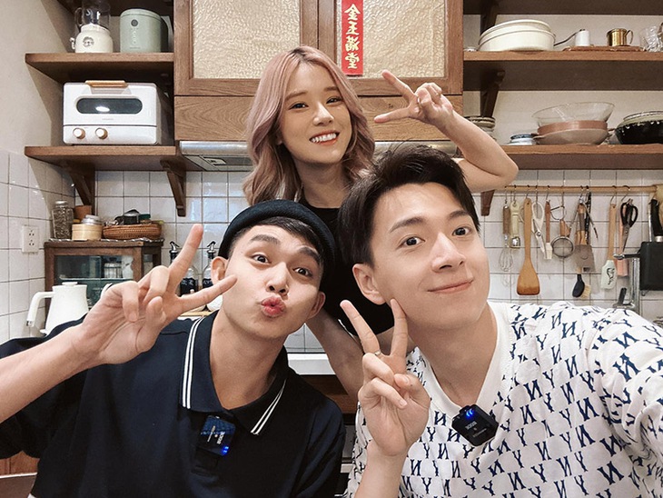 Ảnh vui sao Việt 17-10: Phi Hùng gây ngỡ ngàng vì độ dẻo dai ở tuổi 45 - Ảnh 5.