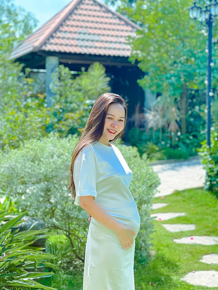 Ảnh vui sao Việt 24-10: Bảo Thy mê con trai nhà diễn viên Chi Bảo - Ảnh 4.