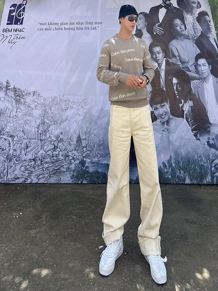 Ảnh vui sao Việt 24-10: Bảo Thy mê con trai nhà diễn viên Chi Bảo - Ảnh 2.