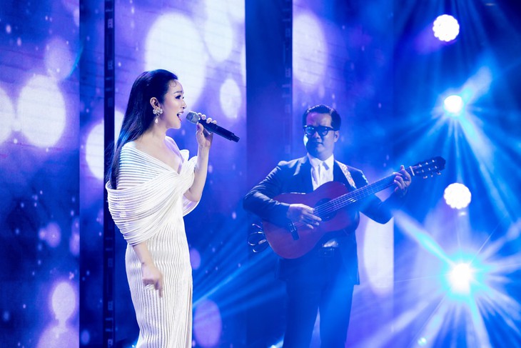 Bảo Thy ngẫu hứng mời, Ngọc Trinh gật đầu song ca - Ảnh 5.