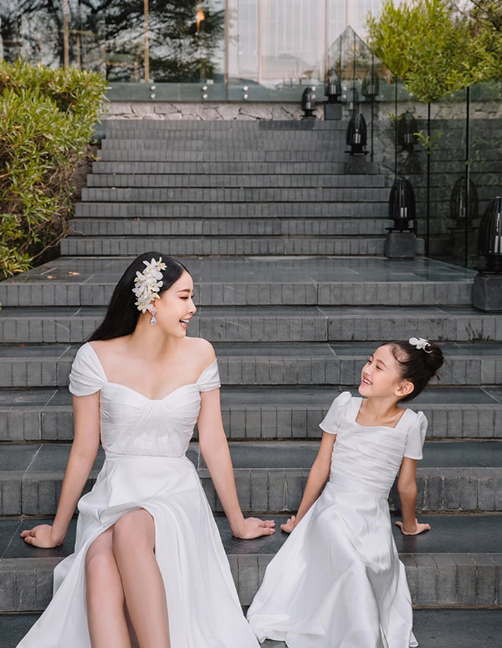 Con gái 7 tuổi xinh như thiên thần của Hà Kiều Anh - Ảnh 4.