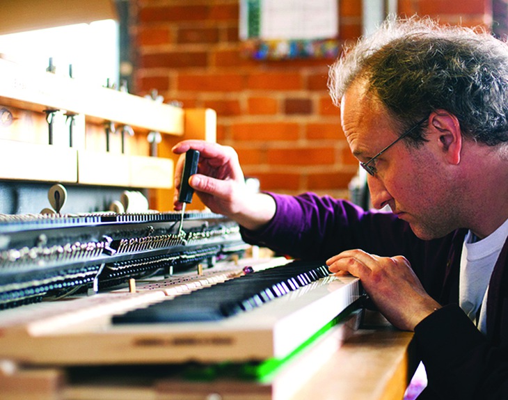 Sản xuất dương cầm - thăng trầm như cung đàn - Ảnh 3.