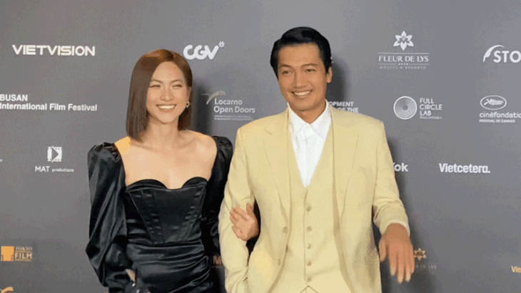 Phương Anh Đào than trời bị Quang Tuấn trêu chọc trên thảm đỏ - Ảnh 2.