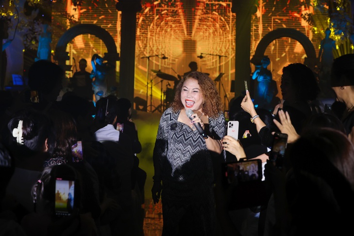 Siu Black nói về hai từ cống hiến và hào quang rực rỡ - Ảnh 3.