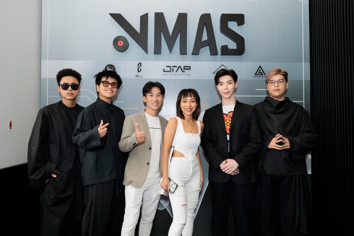 Hé lộ danh tính Mr. Chông Chênh của loạt tân chủ tịch V-pop - Ảnh 9.