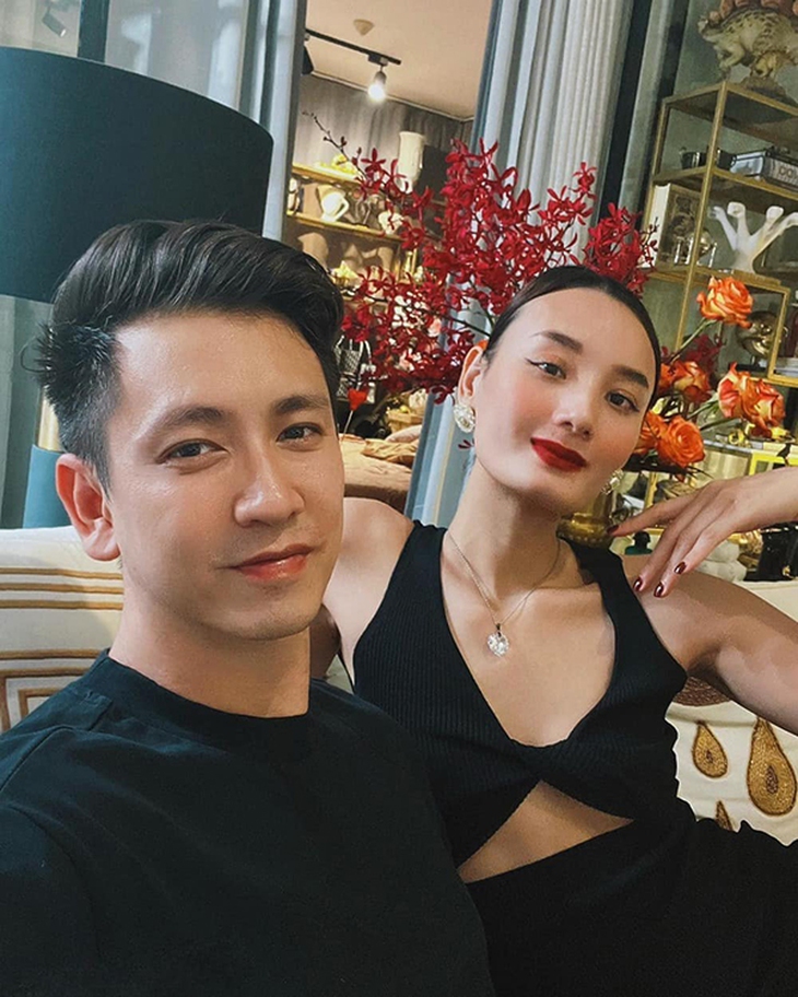 Ảnh vui sao Việt 15-11: Trấn Thành - Hari Won tình cảm sau tin đồn đổ vỡ - Ảnh 4.