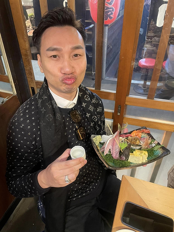 Ảnh vui sao Việt 15-11: Trấn Thành - Hari Won tình cảm sau tin đồn đổ vỡ - Ảnh 10.