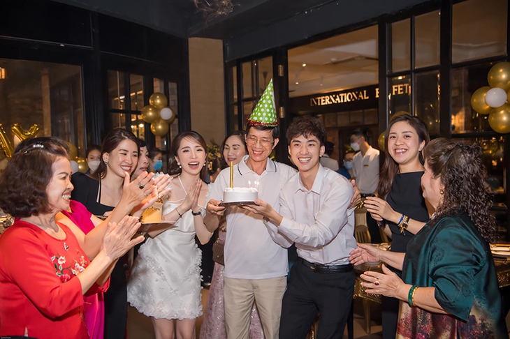 Ảnh vui sao Việt 17-11: Con trai Hồ Ngọc Hà tấu hài trước giờ ngủ - Ảnh 8.