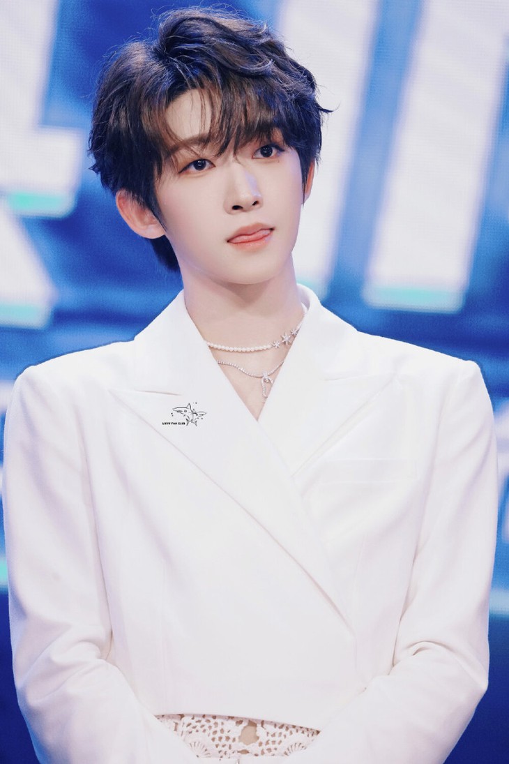 ‘Center quốc dân’ Thái Từ Khôn bị khui đại tu nhan sắc hết gần 3 tỉ - Ảnh 1.