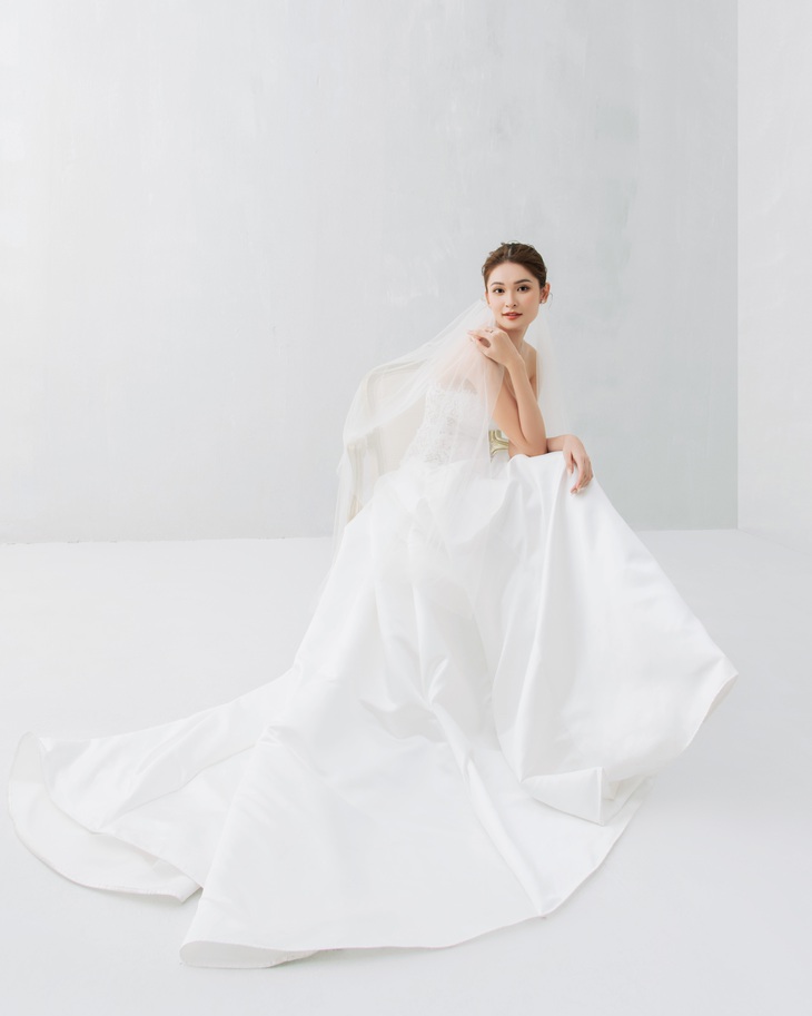 Cộng đồng mạng nhầm lẫn chồng doanh nhân của á hậu Thùy Dung là người mẫu - Ảnh 11.