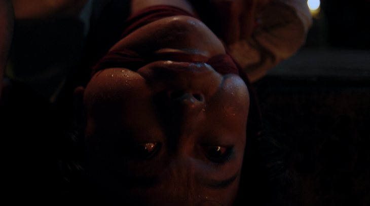 Phim kinh dị Đảo độc đắc tung trailer ngập yếu tố 18+ - Ảnh 4.