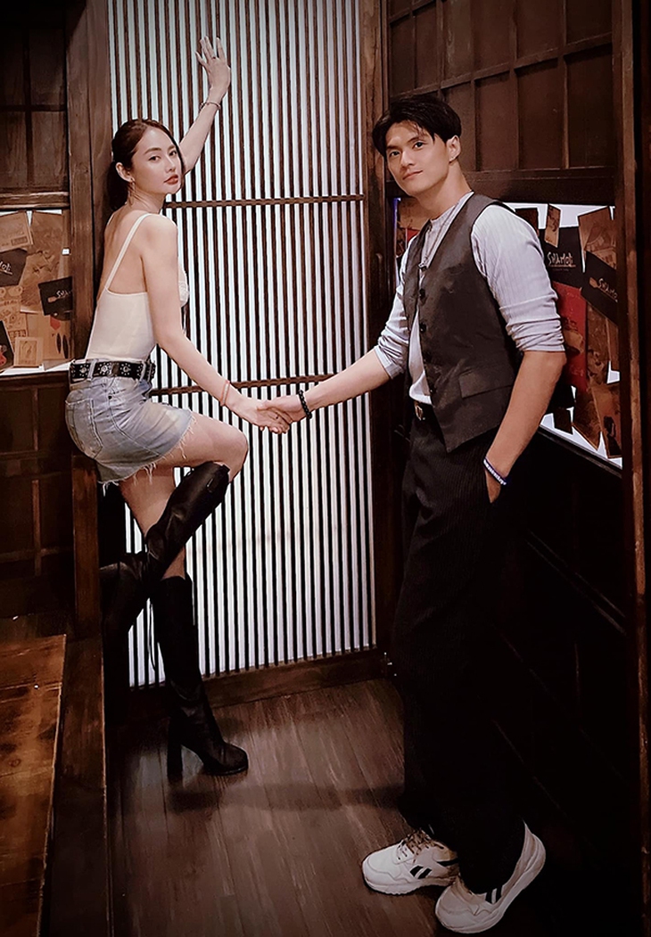 Ảnh vui sao Việt 3-11: Hoa hậu HHen Niê tươi rói bên MC Quyền Linh - Ảnh 9.