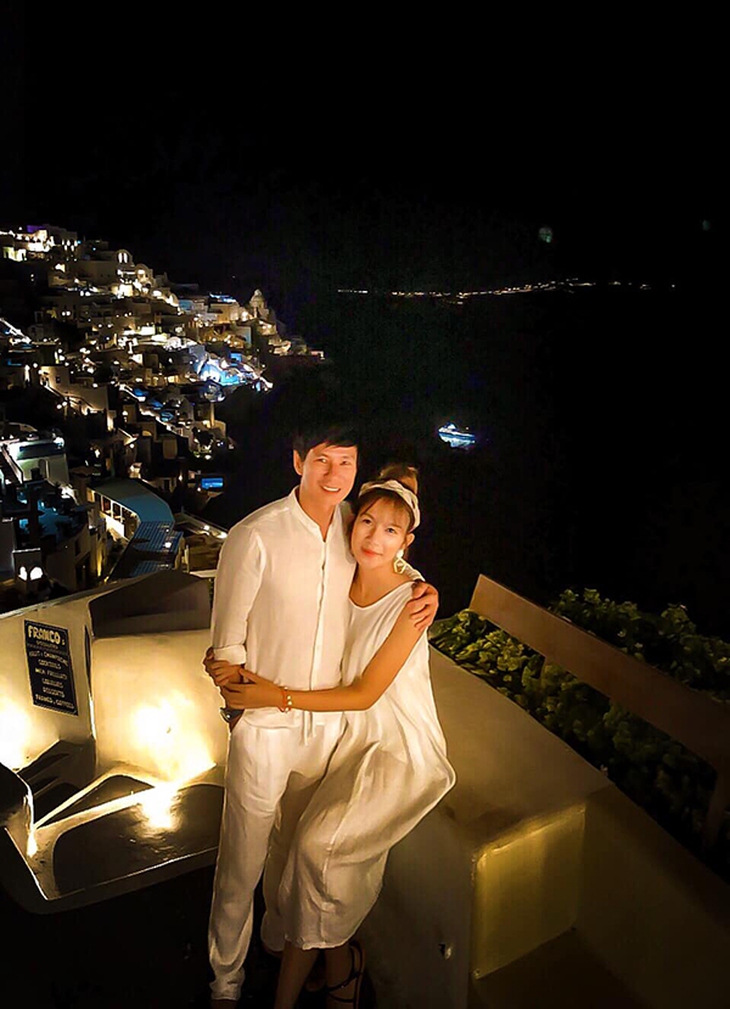 Ảnh vui sao Việt 3-11: Hoa hậu HHen Niê tươi rói bên MC Quyền Linh - Ảnh 11.