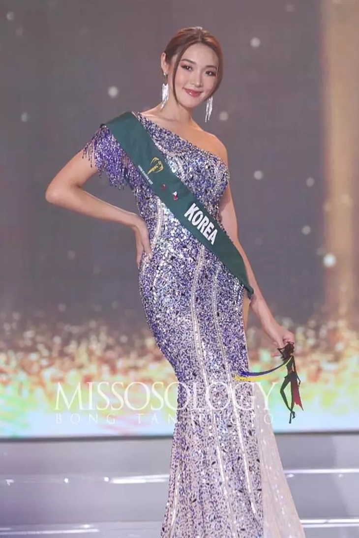 Phát hiện thú vị: Tân Miss Earth 2022 mặc lại đầm dạ hội của Hương Giang, Bùi Phương Nga - Ảnh 6.
