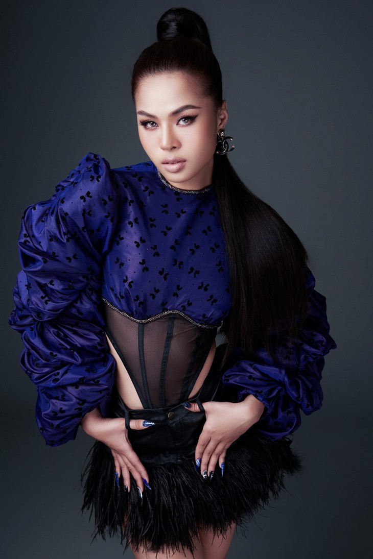 Chinh chiến Hoa hậu Siêu quốc gia, học trò Võ Hoàng Yến tung bộ hình cực gắt để ‘ăn mừng’ - Ảnh 8.