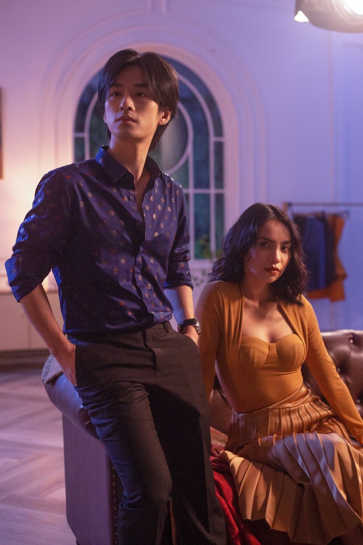 Trần Nghĩa sốc khi chứng kiến nụ hôn bách hợp của Rima Thanh Vy với Bùi Linh Chi - Ảnh 4.