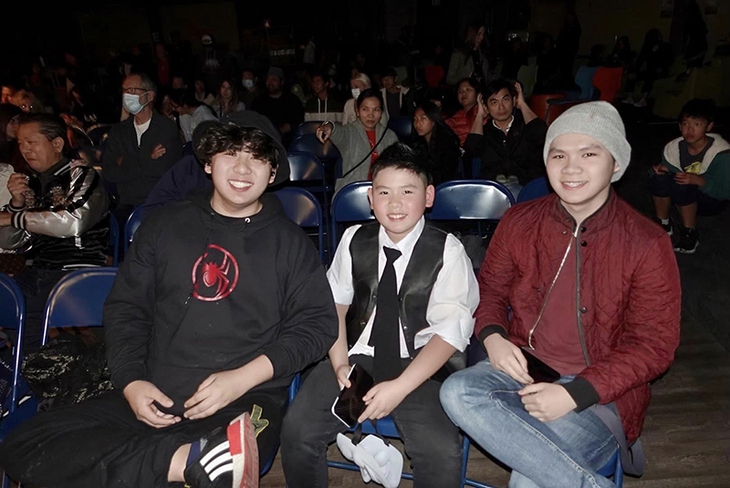 Ảnh vui sao Việt 10-12: Con gái Cường Đôla lí lắc bên mẹ và bà ngoại - Ảnh 9.