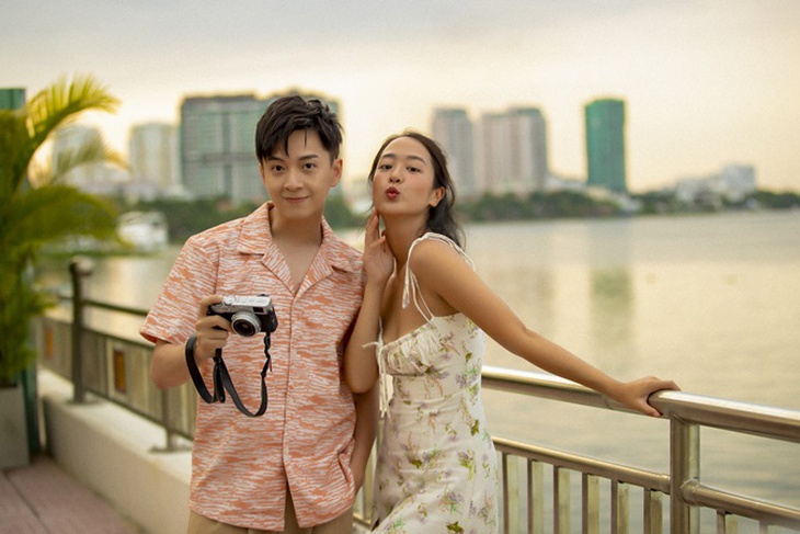 Liên tục tung MV, Ngô Kiến Huy im im mà chơi lớn nhất nhì năm 2022 - Ảnh 3.