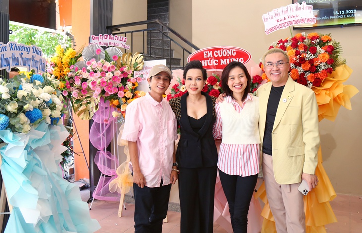 Minh Nhí xúc động cảm ơn gần 15 phút khiến dàn nghệ sĩ cười ngất - Ảnh 6.