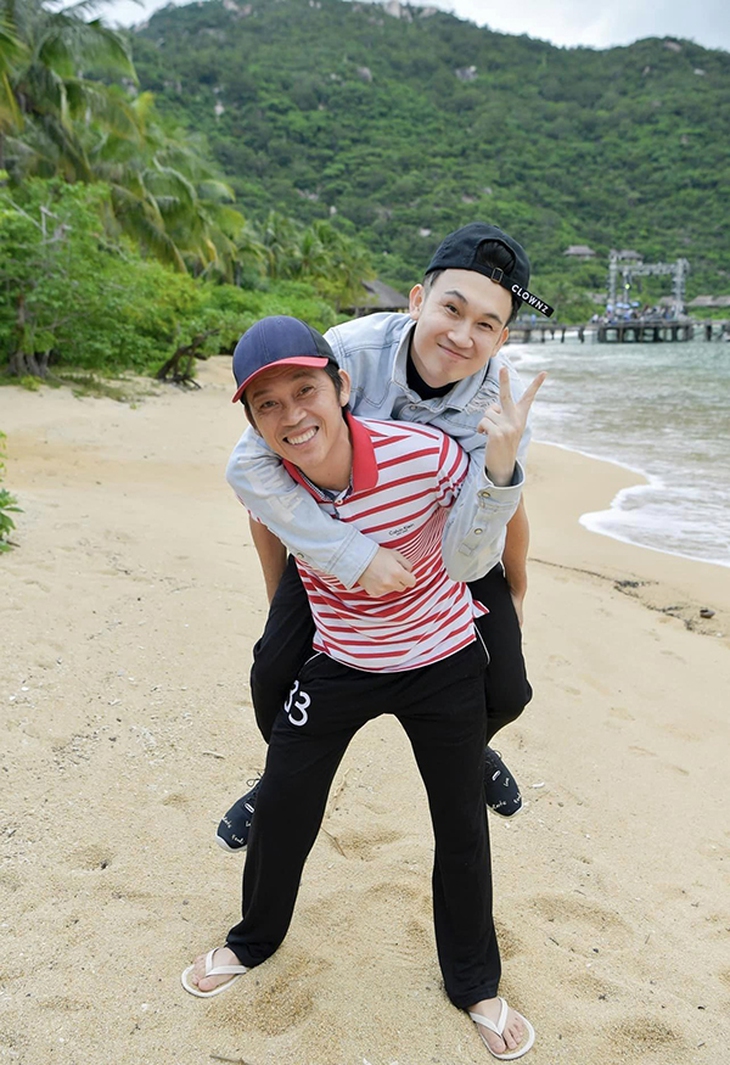 Ảnh vui sao Việt 19-12: Mỹ Tâm ăn mừng chiến thắng cùng Lionel Messi - Ảnh 5.