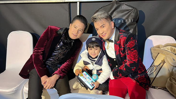 Ảnh vui sao Việt 19-12: Mỹ Tâm ăn mừng chiến thắng cùng Lionel Messi - Ảnh 8.