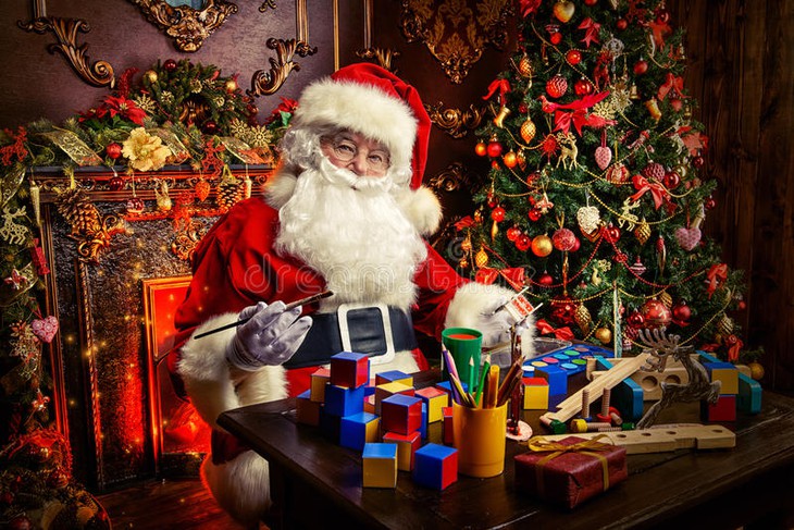 Có thể bạn chưa biết: Ông già Noel có lương khủng, lên đến gần 3 tỉ đồng/năm - Ảnh 1.