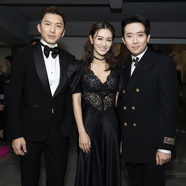 Ảnh vui sao Việt 4-12: Trường Giang bị vợ ‘troll’ khi khen body đẹp - Ảnh 9.