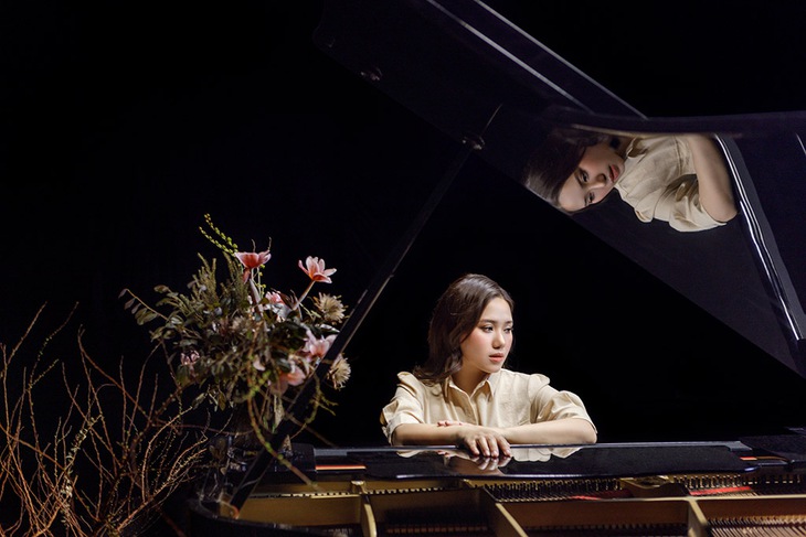 Đợi mãi Tí Nâu Thùy Chi cũng chịu phát hành MV Hơn em chỗ nào - Ảnh 4.