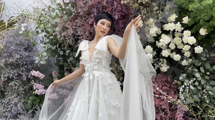 Angela Phương Trinh ‘chơi nổi’ khi xuất hiện, tránh né nhắc Cao Thái Sơn - Ảnh 5.