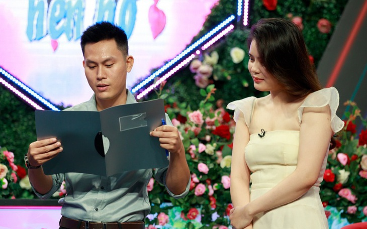 Mẹ chứng kiến con trai kí 