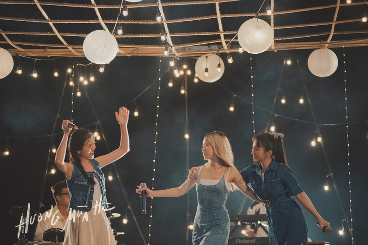 Tlinh gia nhập ban nhạc Hương Mùa Hè, không rap mà hát Người hãy quên em đi cực mượt - Ảnh 1.