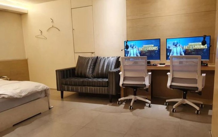 Thanh niên Hàn vào nhà nghỉ để... chơi game! - Ảnh 2.