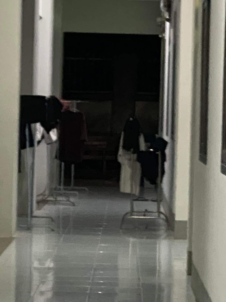 Ảnh vui 22/7: Màn phơi quần áo khiến cả ký túc xá hú hồn - Ảnh 1.