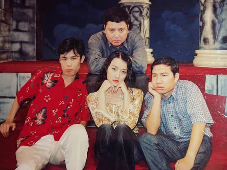 Ảnh vui sao Việt 25/7: Bố con Xuân Bắc nhà chả có gì ngoài mũ cối - Ảnh 10.