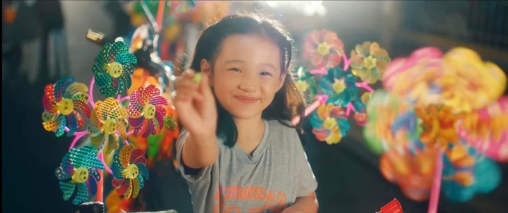 Sao nhí ‘Dân chơi không sợ con rơi’ chinh phục khán giả Việt - Ảnh 2.